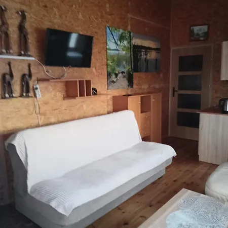 Przy Kamiennym Domku Nyaraló